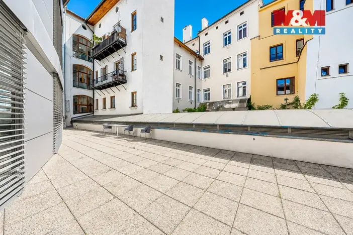 Pronájem kanceláře, Olomouc, Horní náměstí, 208 m2