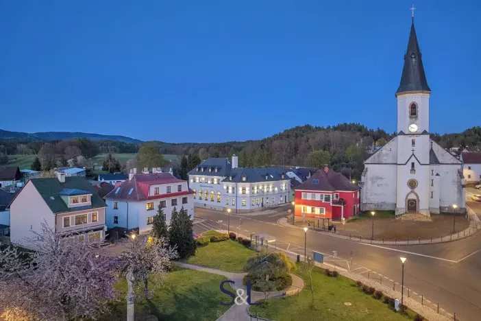 Prodej ubytování, Osečná, Svatovítské náměstí, 1005 m2