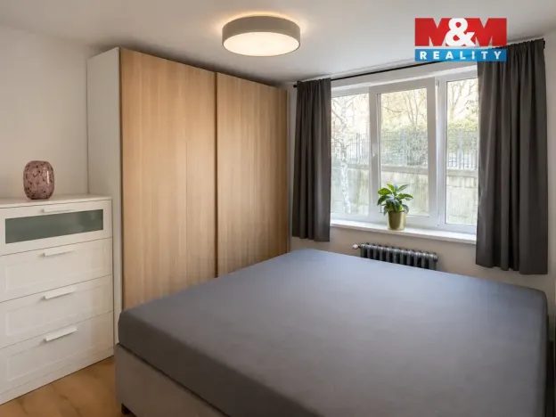 Prodej bytu 3+1, Praha - Smíchov, Plzeňská, 69 m2