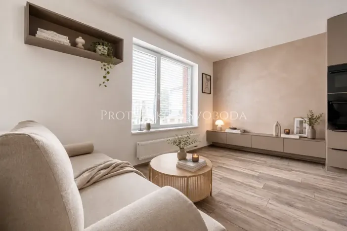 Pronájem bytu 2+kk, Hradec Králové, Průběžná, 58 m2