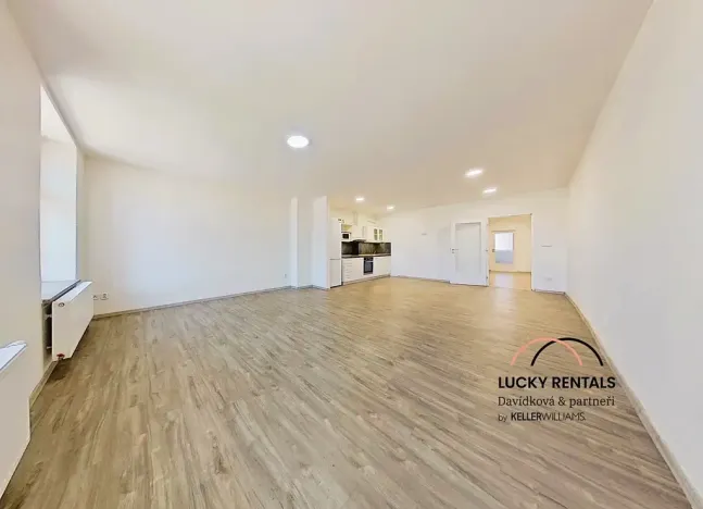 Pronájem bytu 2+kk, Moravská Třebová, nám. T. G. Masaryka, 97 m2