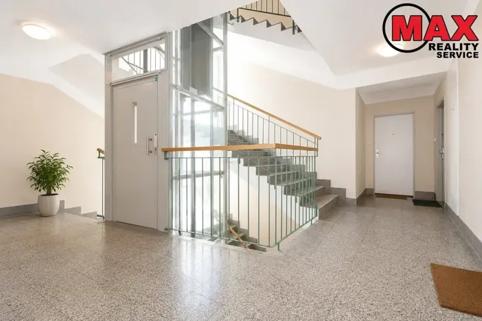 Pronájem bytu 1+1, Praha - Vršovice, K louži, 35 m2