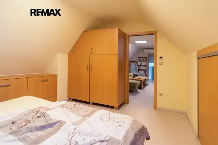 Prodej komerční nemovitosti, Valtice, Boční, 500 m2