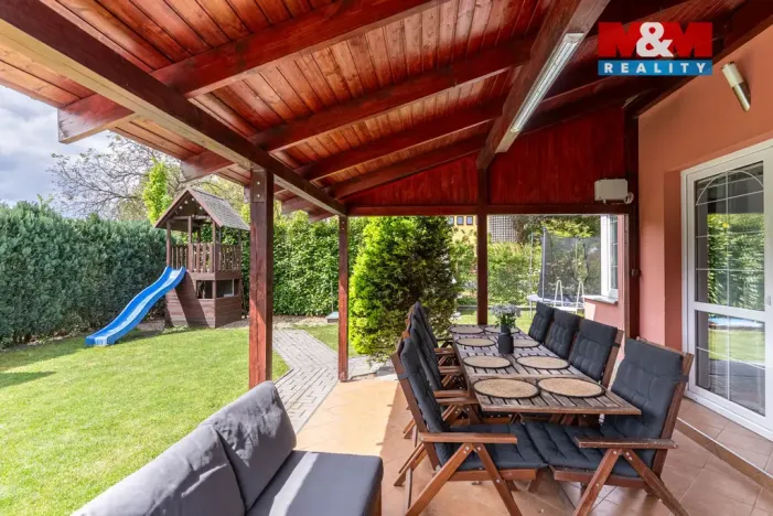 Prodej rodinného domu, Bobnice, Za Školou, 105 m2