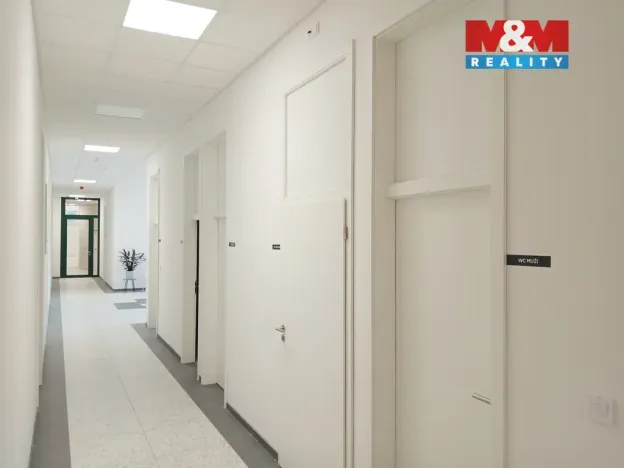 Prodej obchodního prostoru, Opava - Město, Masarykova třída, 120 m2