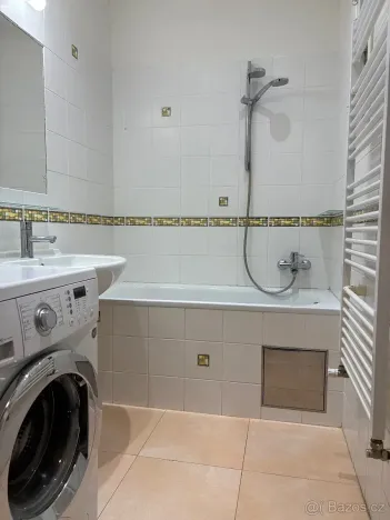 Prodej bytu 2+kk, Praha - Strašnice, Saratovská, 58 m2