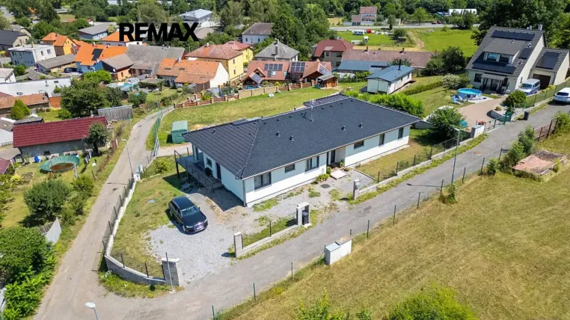 Prodej rodinného domu, Bavoryně, 194 m2