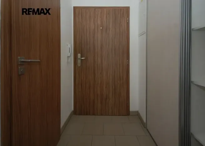 Prodej bytu 1+kk, Velký Osek, U hřiště, 33 m2