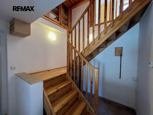 Pronájem rodinného domu, Hlásná Třebaň, K Černé Skále, 175 m2