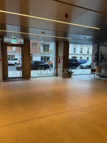 Pronájem bytu 2+kk, Praha - Karlín, Křižíkova, 66 m2
