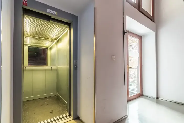 Pronájem bytu 2+kk, Praha - Libeň, Novákových, 46 m2