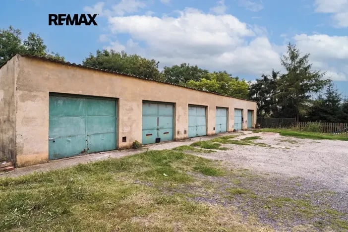 Prodej komerční nemovitosti, Měcholupy, 130 m2