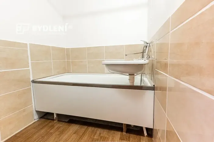 Pronájem bytu 1+1, Most, Javorová, 31 m2