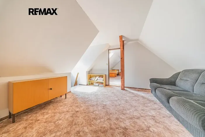 Prodej rodinného domu, Kamýk nad Vltavou, 363 m2