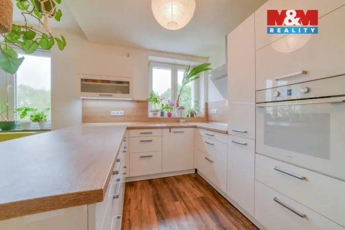 Prodej bytu 2+kk, Cheb, Palackého, 51 m2