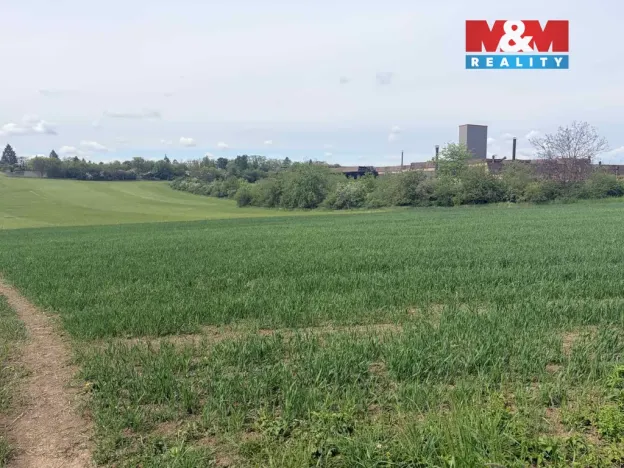 Prodej pole, Roudnice nad Labem, 5688 m2