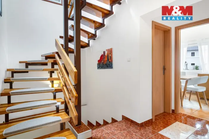 Prodej rodinného domu, Teplička, 246 m2