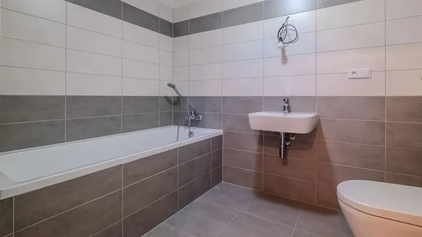 Pronájem bytu 2+kk, Poděbrady, Dykova, 56 m2