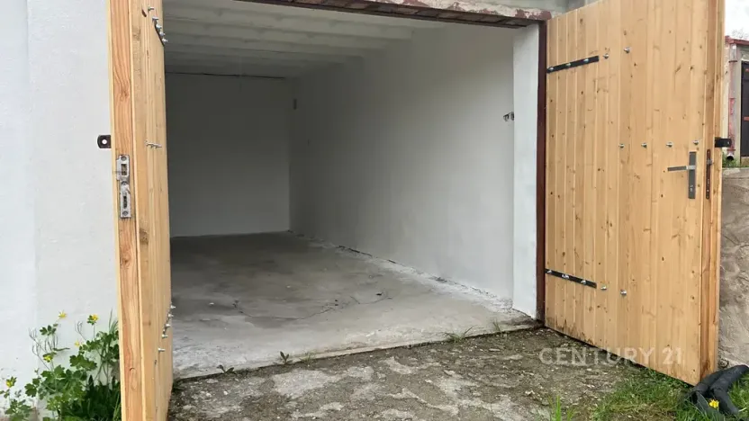 Pronájem garáže, Teplice, Bratislavská, 19 m2