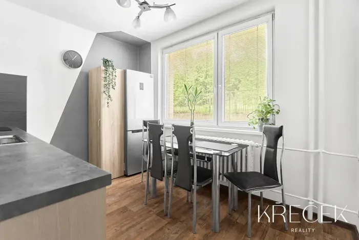 Prodej bytu 2+1, Třebíč, Modřínová, 56 m2