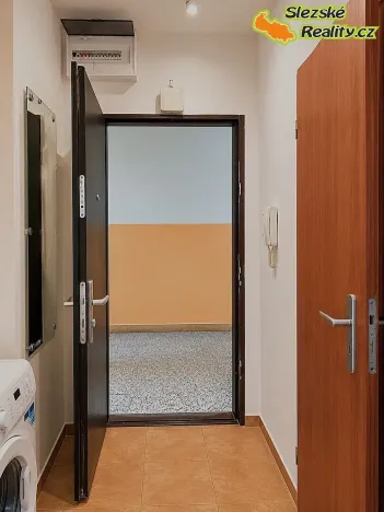 Pronájem bytu 1+kk, Ostrava, Krakovská, 27 m2