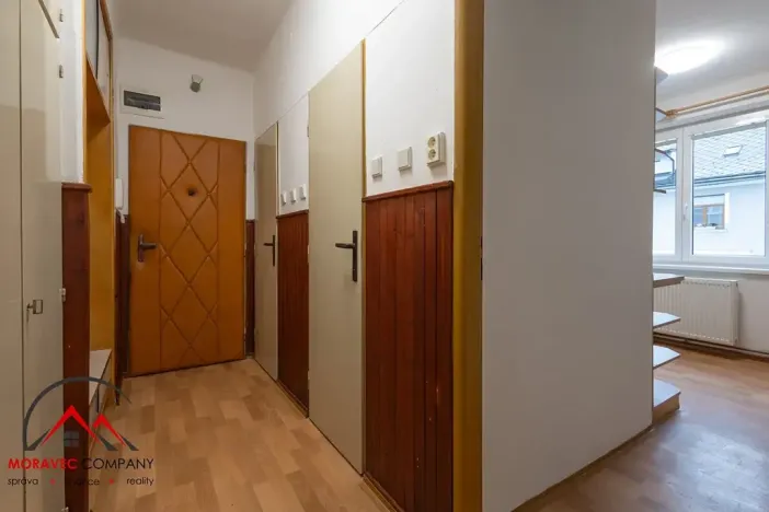 Pronájem bytu 2+1, Krnov, Tolstého, 56 m2