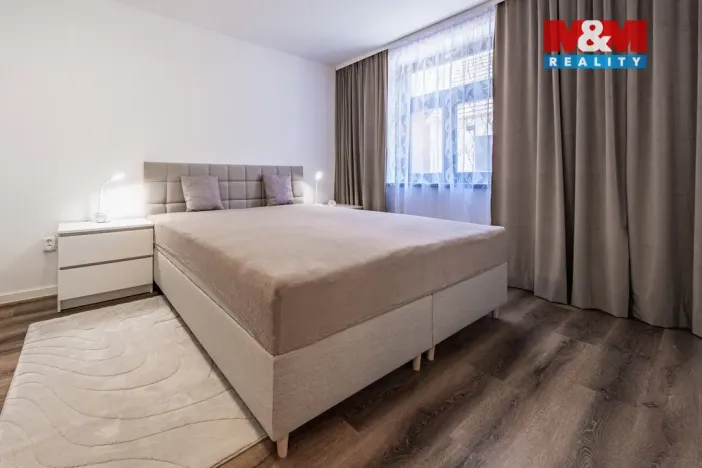 Prodej rodinného domu, Kamenice nad Lipou, Dobšova, 210 m2