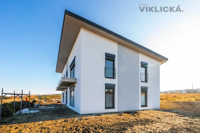 Prodej bytu 2+kk, Zaječí, Hlavní, 63 m2