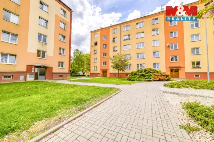 Prodej bytu 2+1, Cheb, Kosmonautů, 54 m2