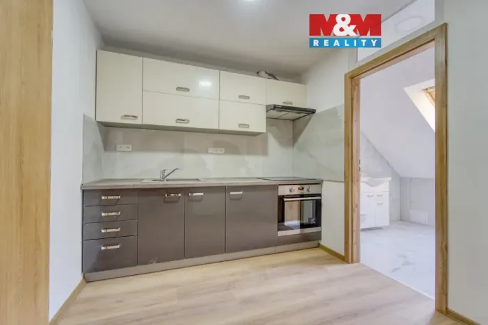 Pronájem bytu 2+1, Plzeň - Doubravka, Zábělská, 35 m2