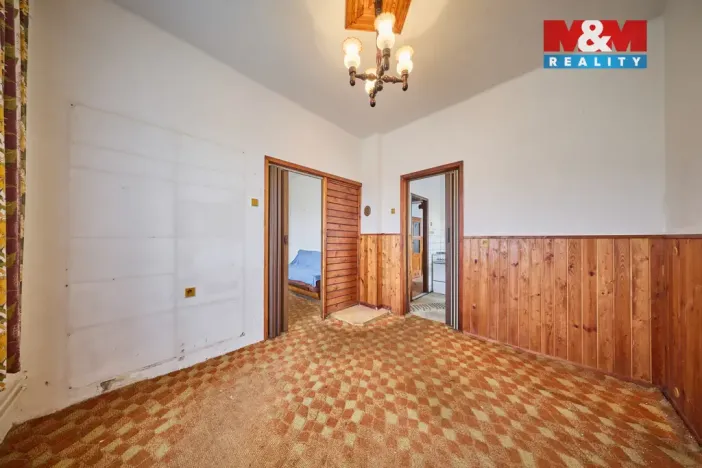 Prodej rodinného domu, Dvůr Králové nad Labem, Sochorova, 200 m2