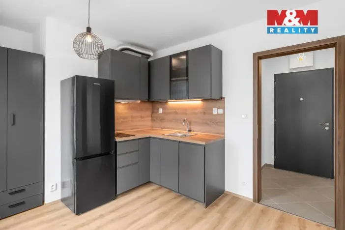 Prodej bytu 1+kk, Praha - Ruzyně, Stočesova, 26 m2