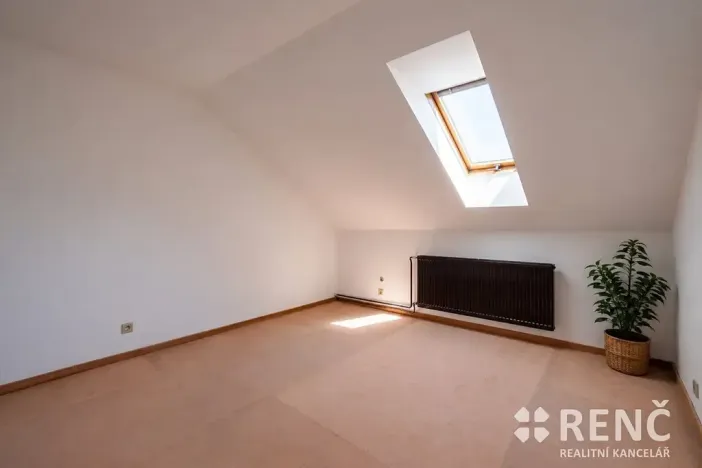 Prodej rodinného domu, Předklášteří, Uhrova, 226 m2