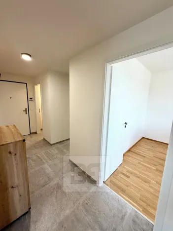 Pronájem bytu 4+kk, Praha - Modřany, Mezi vodami, 123 m2