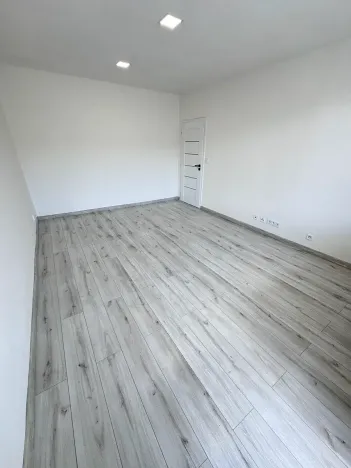 Prodej bytu 2+1, Karviná, Na Kopci, 54 m2
