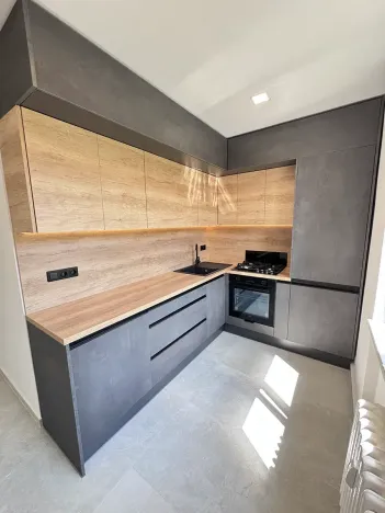 Prodej bytu 2+1, Karviná, Na Kopci, 54 m2