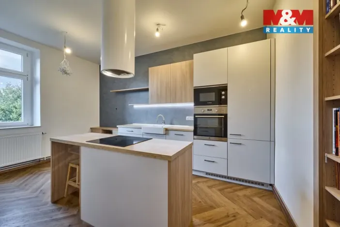 Prodej bytu 2+1, Trutnov - Horní Předměstí, Komenského, 69 m2