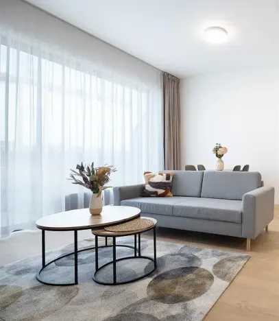 Pronájem bytu 2+kk, Praha - Karlín, Pobřežní, 30 m2