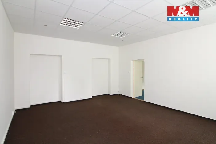 Pronájem kanceláře, Česká Lípa, Bendlova, 215 m2