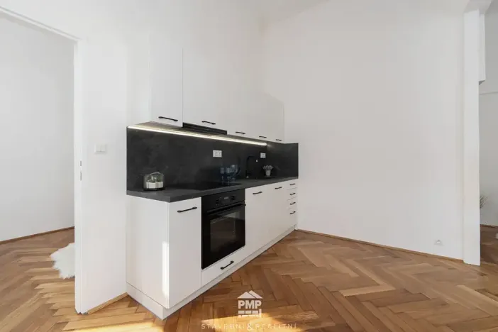 Prodej bytu 2+kk, Znojmo, Havlíčkova, 61 m2
