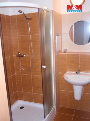 Pronájem bytu 1+kk, Strakonice, Jezerní, 31 m2