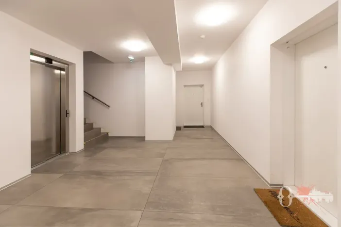 Prodej bytu 2+kk, Horoměřice, Karla IV., 55 m2