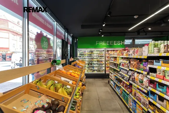 Pronájem obchodního prostoru, Praha - Strašnice, Starostrašnická, 158 m2