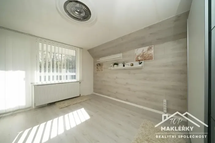 Prodej rodinného domu, Černíny, 144 m2