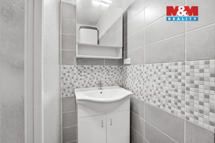 Prodej bytu 1+1, Mnichovo Hradiště, Víta Nejedlého, 40 m2