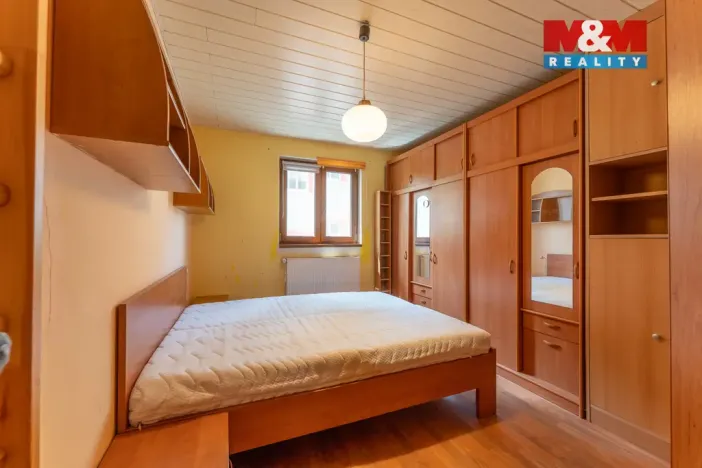 Prodej bytu 2+kk, Karlovy Vary - Bohatice, Jáchymovská, 61 m2