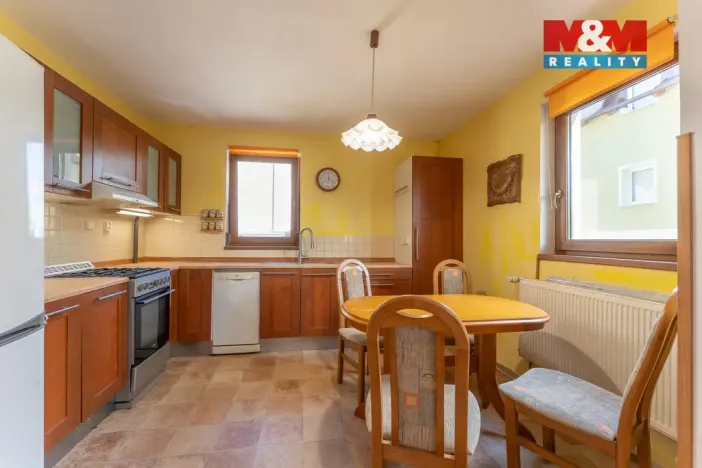 Prodej bytu 2+kk, Karlovy Vary - Bohatice, Jáchymovská, 61 m2
