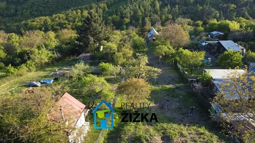 Prodej zahrady, Brno, 1860 m2
