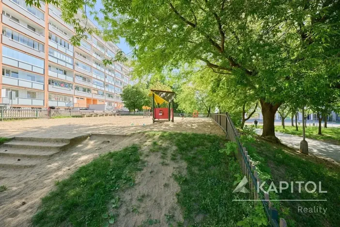Prodej bytu 4+1, Praha - Horní Měcholupy, Milánská, 88 m2