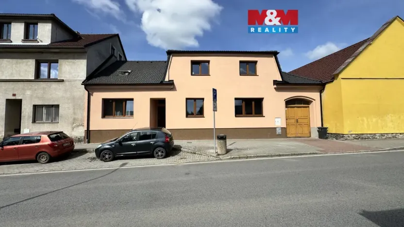 Prodej rodinného domu, Černovice, Dobešovská, 300 m2